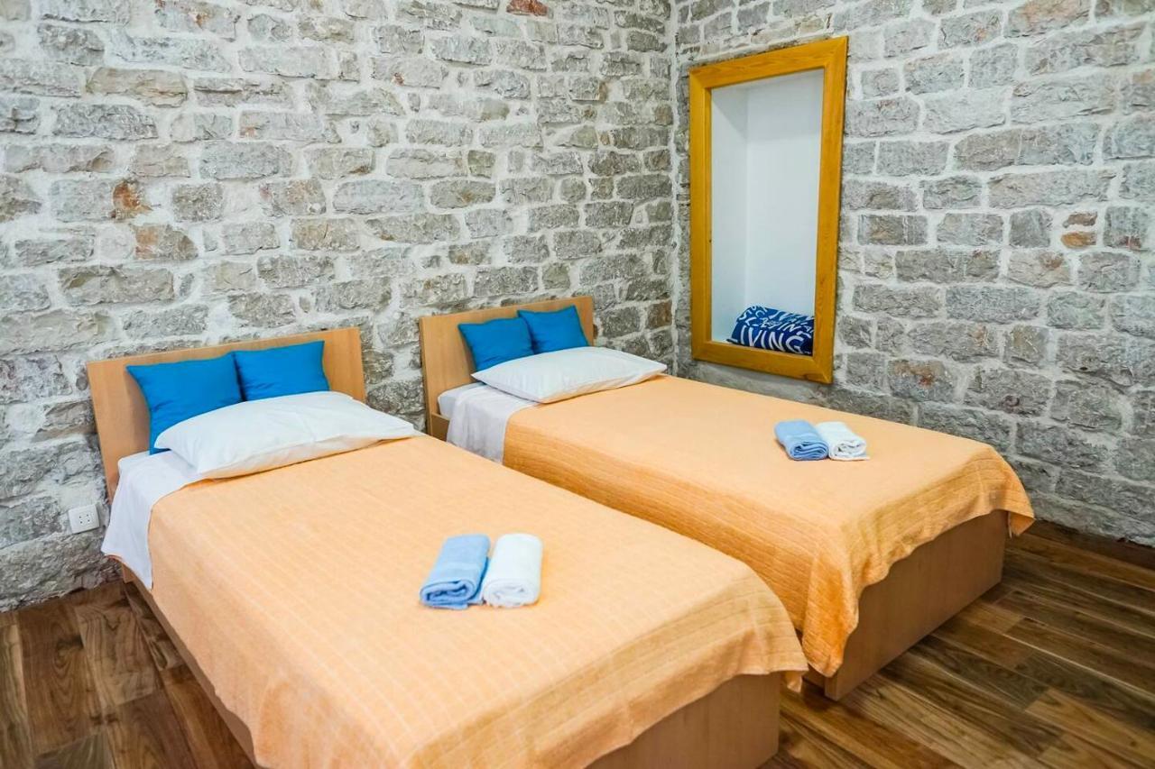 Studio Apartment In The Old City Of Šibenik Exteriör bild